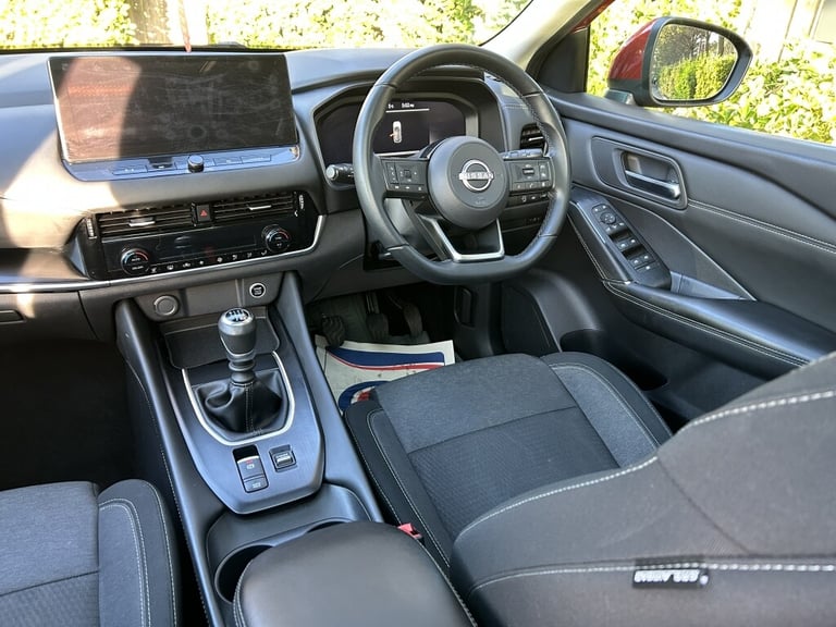 2022 Nissan Qashqai 1.3 DIG-T N-CONNECTA MHEV 5DR Manual Hatchback PETROL Manual