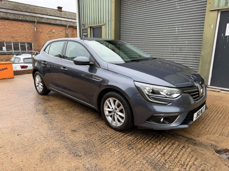 2017 Renault Megane 1.5 dCi Dynamique Nav 5dr HATCHBACK DIESEL Manual