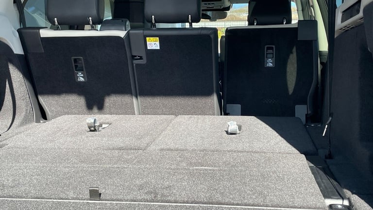 2025 Land Rover Discovery 3.0 D350 MHEV Dynamic HSE SUV 5dr Diesel Auto 4WD Euro 6 (s/s) (350 ps)...