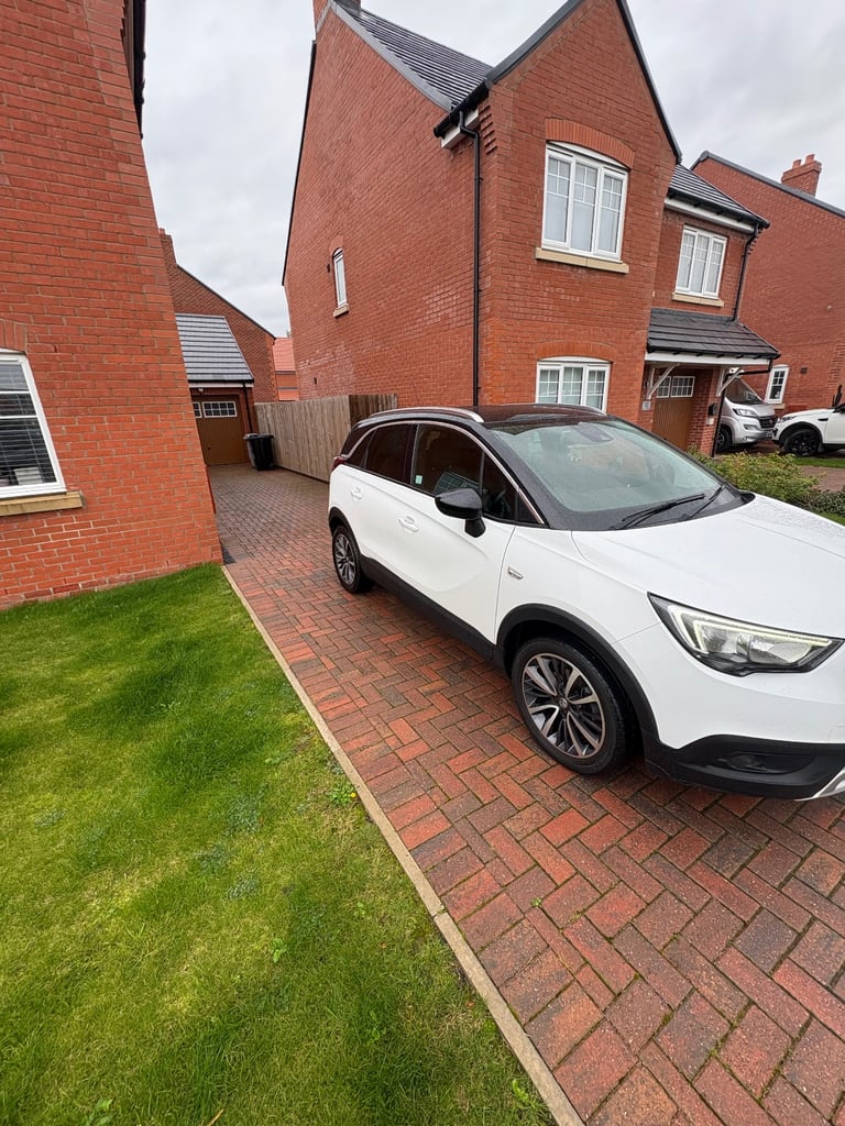 Vauxhall, CROSSLAND X, Hatchback, 2018, Manual, 1199 (cc), 5 doors
