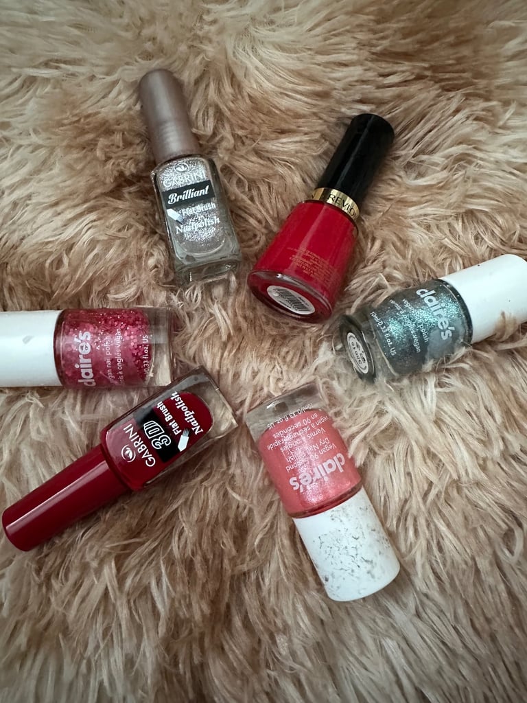 Nail polish 