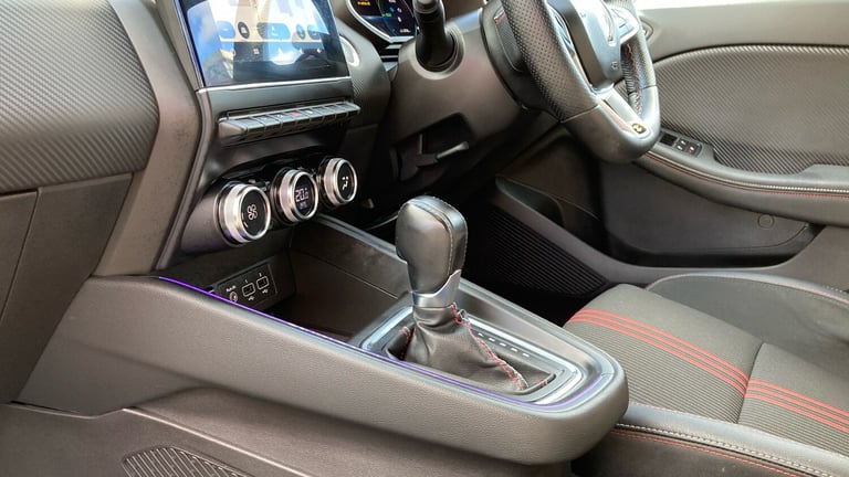 2022 Renault Clio 1.6 E-TECH Hybrid 140 RS Line 5dr Auto HATCHBACK PETROL/ELECTRIC Automatic