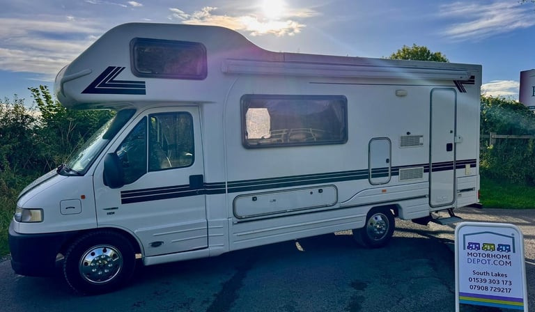 Autocruise Starquest EL 2002 4 berth air-susp, over-cab bed, British conversion