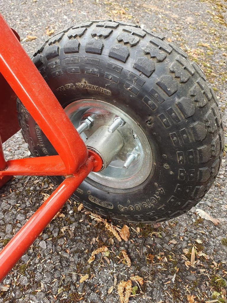 Steel weight lifting pushcart/ Truck - Rubber Wheels - 250kg Capacity NEW.