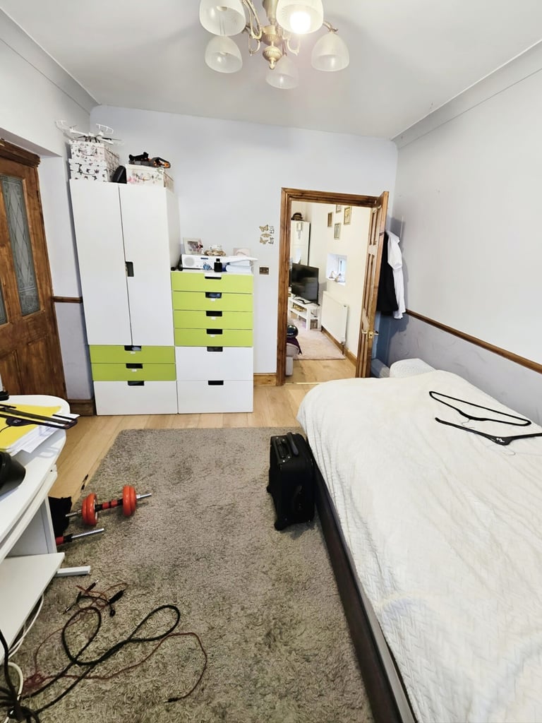 5 bedroom house in Fairlop Gardens 5 Bed house for Sale