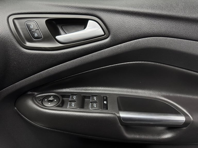 2019 Ford Kuga 2.0 TDCi ST-Line Powershift Euro 6 5dr HATCHBACK Diesel Automatic