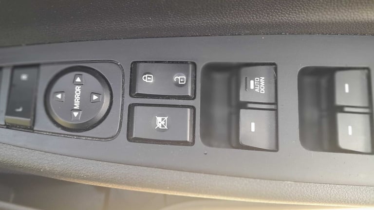 2019 Hyundai TUCSON 1.6 GDi S Connect 5dr 2WD SUV Petrol Manual