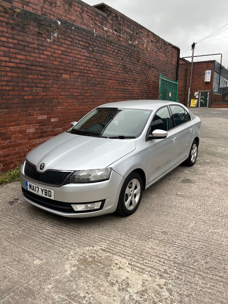 Skoda, RAPID, Hatchback, 2017, Semi-Auto, 1422 (cc), 5 doors