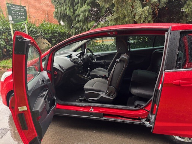 FORD B-MAX 1.5 TDCi Zetec Red Manual Diesel 2015