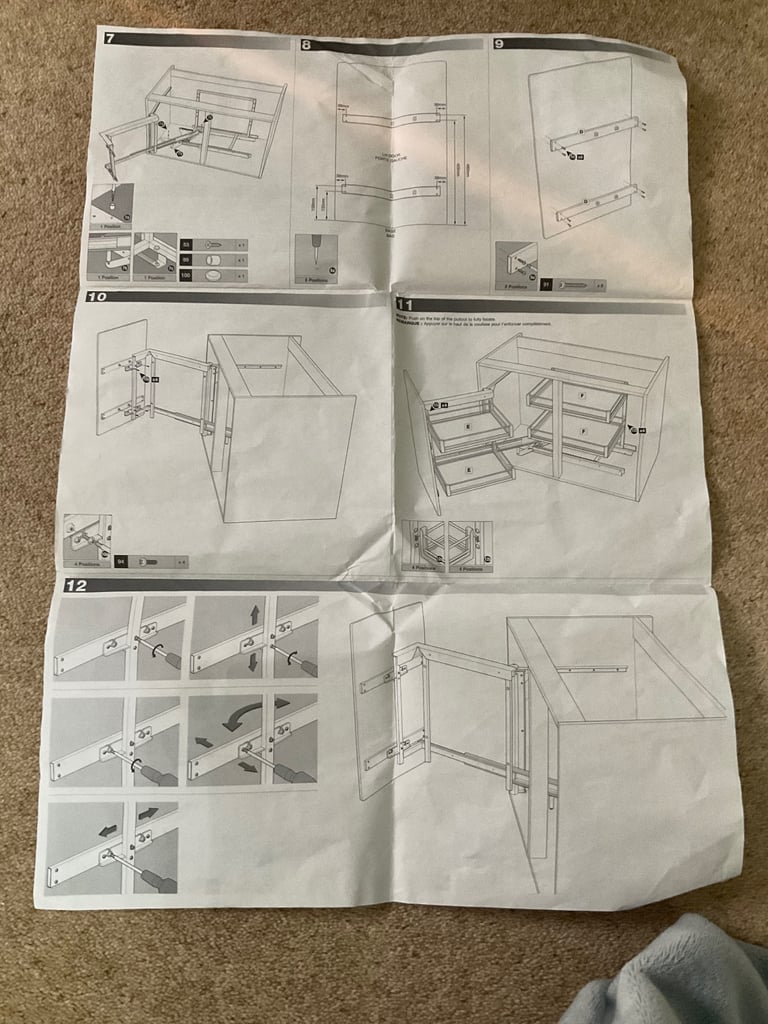 Brand new .Magic corner pull out basket system for Left Hand opening on corner unit.