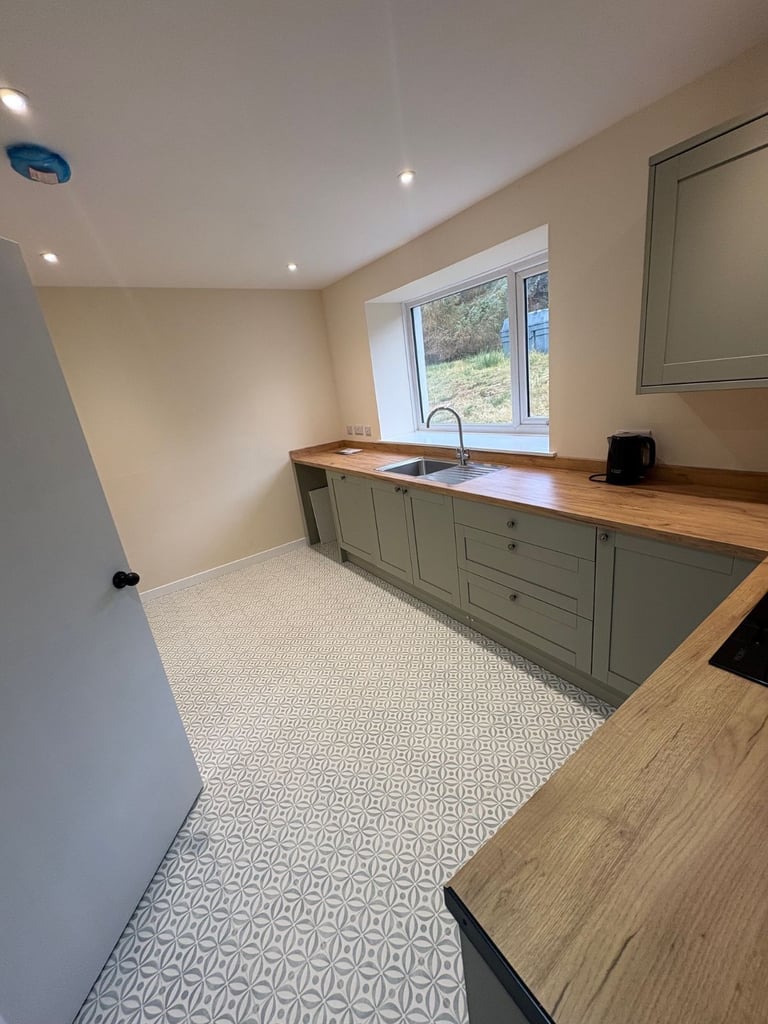 Recently renovated 2 Bedroom Cottage near Logie Coldstone, Dinnet, Aboyne. 