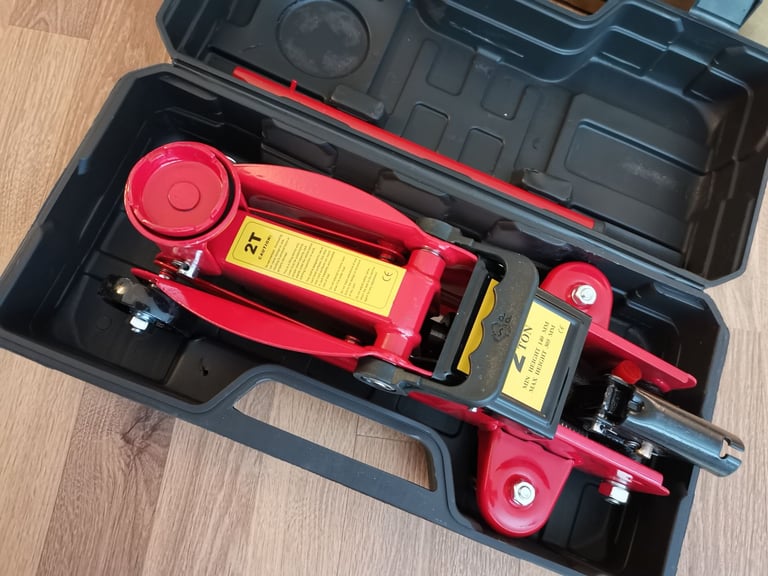 image for 2 Ton Car Hydraulic Trolley Jack +Case. Compact, 30cm Lift. 2T Brand New Boxed.