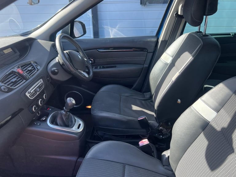 2011 Renault Grand Scenic 1.5 dCi Dynamique TomTom Euro 5 5dr MPV Diesel Manual