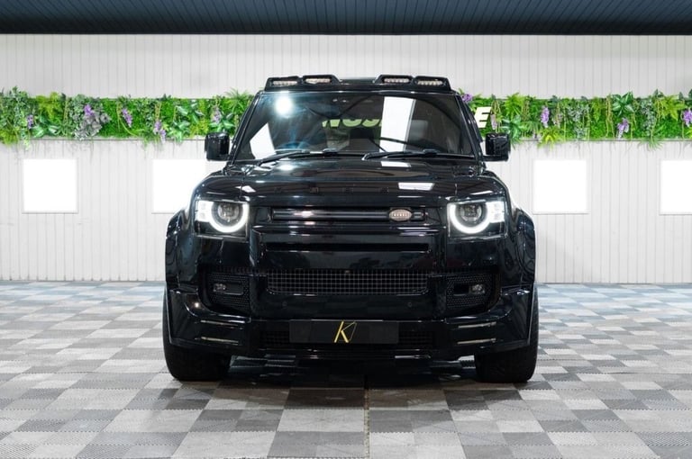 2023 Land Rover Defender 3.0 D300 MHEV X-Dynamic HSE SUV 5dr Diesel Auto 4WD Euro 6 (s/s) (300 ps...