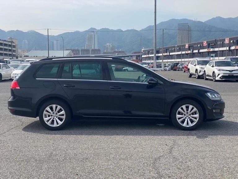 image for 2015 Volkswagen Golf S Tsi Bluemotion Technology Dsg Estate Petrol Automatic