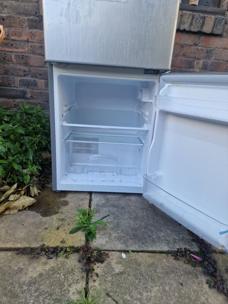 Cookology Under Counter Fridge Freezer 87L - Silver Brand new Almost 