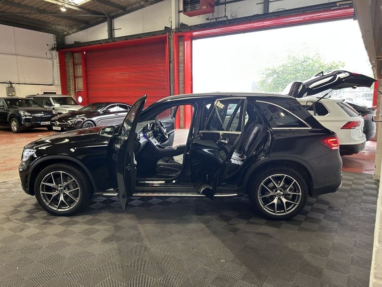 2022 Mercedes-Benz GLC 2.0 GLC300e 13.5kWh AMG Line (Premium Plus) SUV 5dr Petrol Plug-in Hybrid ...