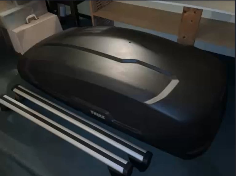 Thule Force XTM Roof Box Black Matte £300 (plus Audi roofers fitting Q5 or similar for £100)
