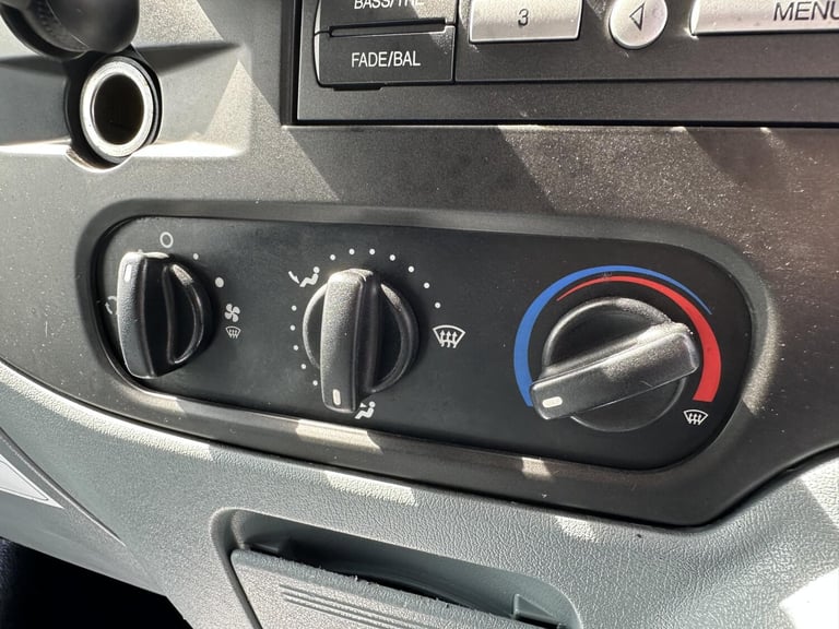 2013 Ford Transit 2.2 TDCi 350 Panel Van 3dr Diesel Manual FWD L2 H3 (209 g/km, 123 bhp) Panel Va...