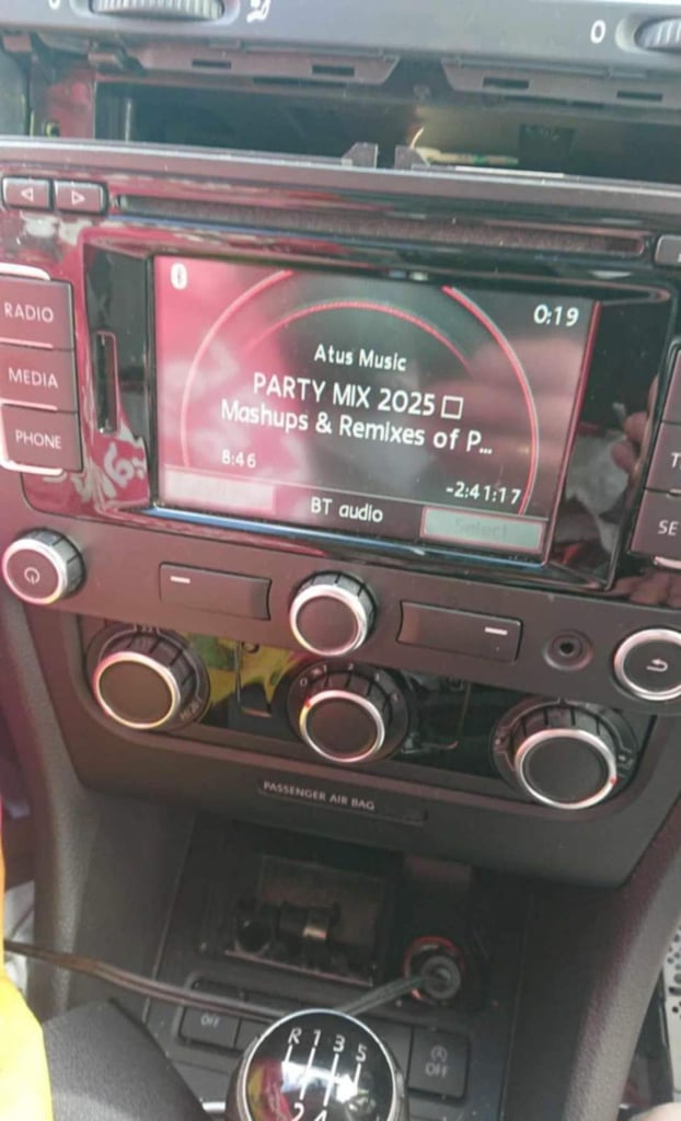 Duble din touch screen stereo rns 315 vag vw, skoda, seat 