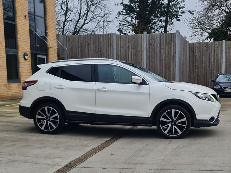 Nissan Qashqai Tekna (2014) 1.6 dCi Tekna SUV 5dr Diesel 109k Warranted Miles