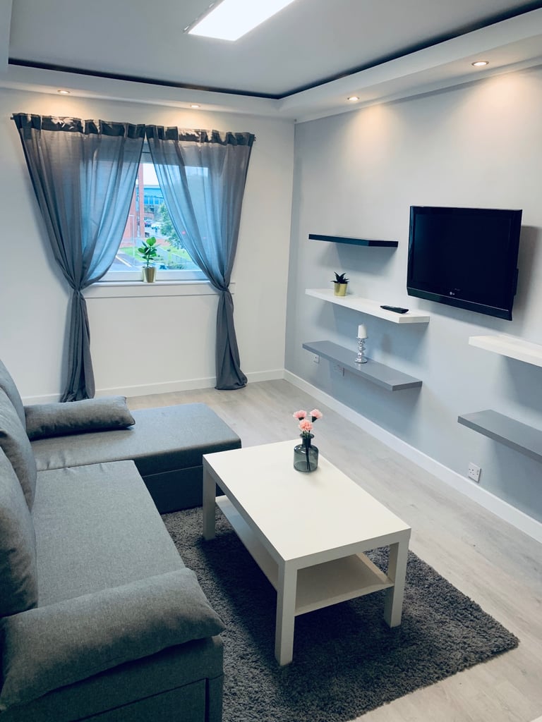 1 Bedroom Apartment firma WEEKLY or MONTHLY rent at G5,5 min to city center.Wifi,Parking FREE