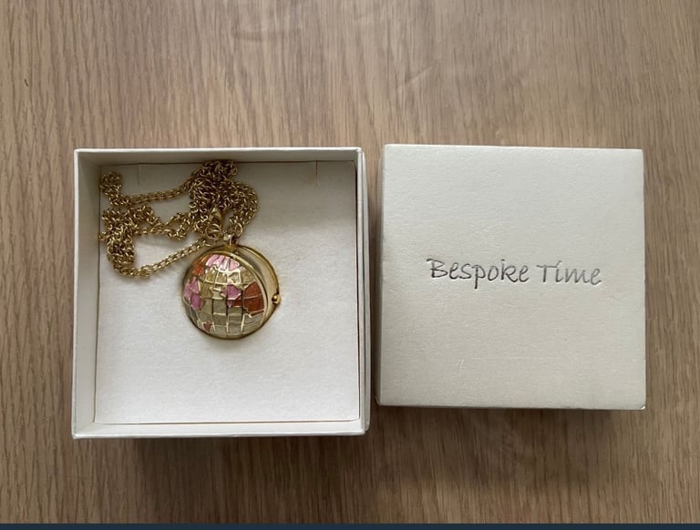 image for BESPOKE TIME WORLD NECKLACE WATCH NEW