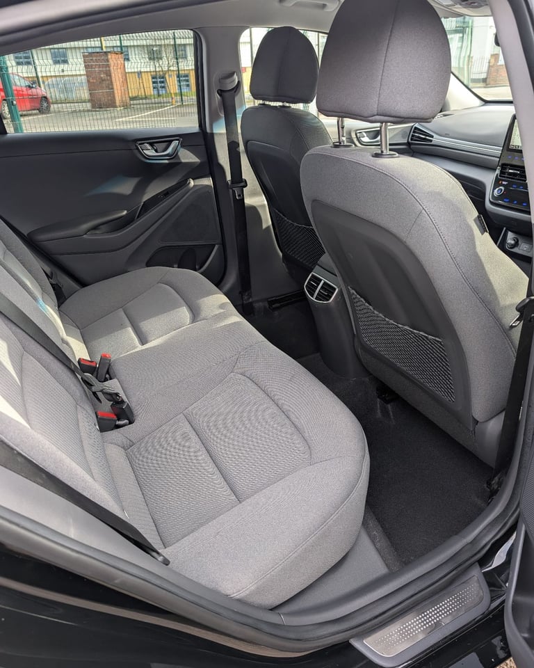 HYUNDAI IONIQ 38.3KWK PREMIUM | WARRANTY | ONLY 6,243 MILES | EXCELLENT CONDITION | NOT PCO