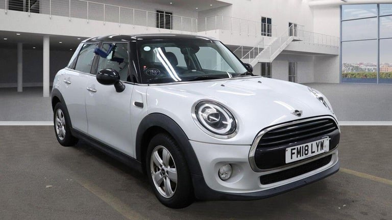 2018 MINI Hatch 1.5 Cooper Euro 6 (s/s) 5dr HATCHBACK Petrol Manual