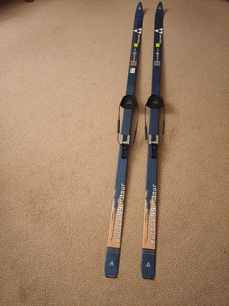 Fischer BCX skis and Gipron adjustable ski polese 
