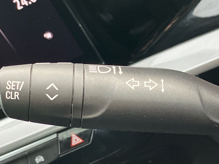 2023 Vauxhall Mokka 100kW Ultimate 50kWh 5dr Auto SUV ELECTRIC Automatic