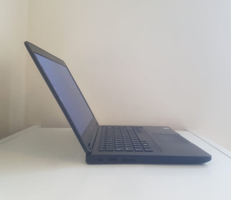 Dell 5480 14" Full HD Laptop, Fast i5 2x 3.00GHz, 16GB RAM, 256SSD, WiFi, Webcam, Bluetooth, HDMI