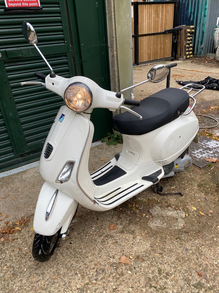 Piaggio, VESPA, 2012, 125 3V ULEZ compliant 