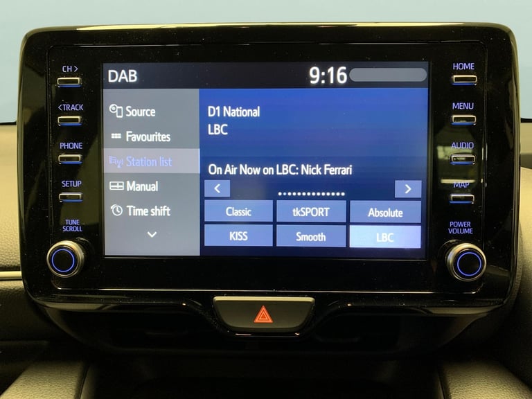 2021 Toyota Yaris 1.5 VVT-h Design Hatchback 5dr Petrol Hybrid E-CVT Euro 6 (s/s) (116 ps) -  Hat...