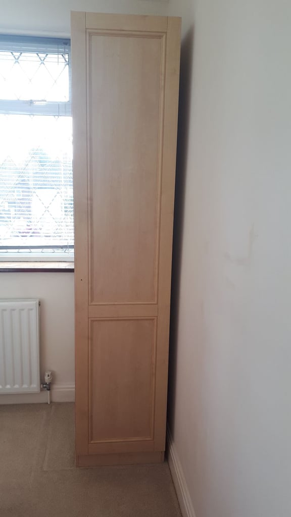 GREAT STORAGE - Tall Slim Oak Effect Cupboard