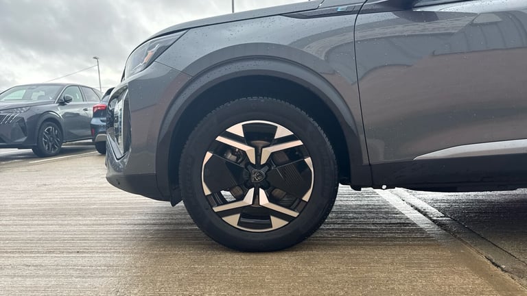 2024 Peugeot 2008 50kWh Allure SUV 5dr Electric Auto (7kW Charger) (136 ps) SUV Electric Automatic