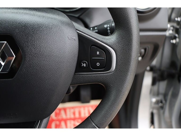 2018 Renault Captur TCe ENERGY Play SUV Petrol Manual