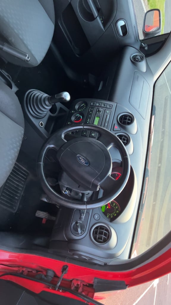 Ford, FIESTA, Hatchback, 2004, Manual, 1388 (cc), 3 doors