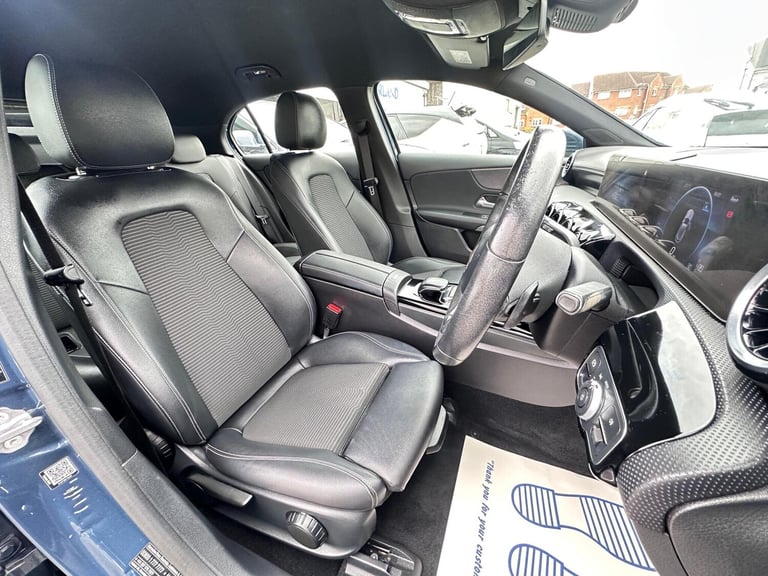 2019 Mercedes-Benz A-Class 1.3 A180 Sport (Executive) 7G-DCT Euro 6 (s/s) 5dr HATCHBACK Petrol Au...