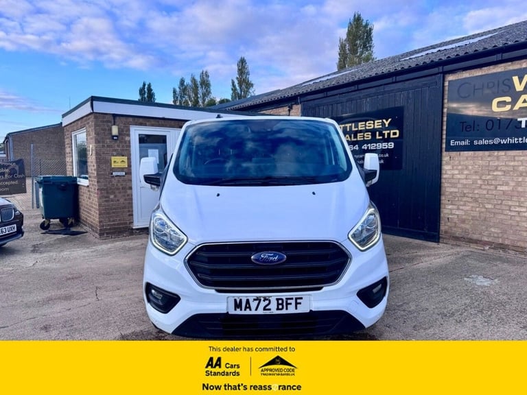 2022 Ford Transit Custom 2.0 EcoBlue 130ps Low Roof D/Cab Limited Van PANEL VAN DIESEL Manual
