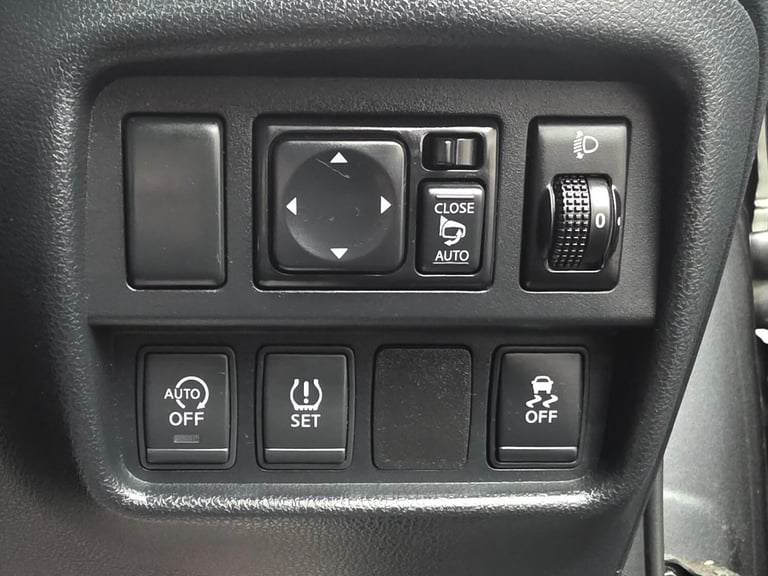 2017 Nissan Juke 1.5 dCi N-Connecta Euro 6 (s/s) 5dr HATCHBACK Diesel Manual