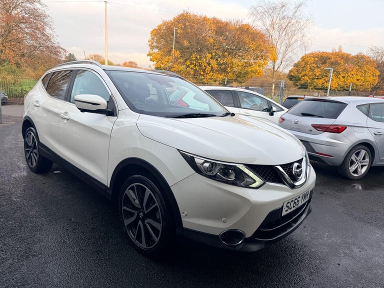 2017 Nissan Qashqai 1.6 DiG-T Tekna [Non-Panoramic] 5dr HATCHBACK PETROL Manual