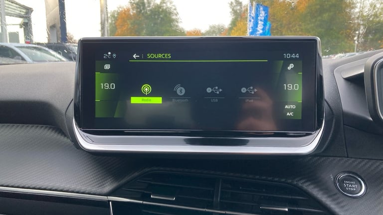 2022 Peugeot 2008 1.2 PureTech Allure Premium+ 5dr Petrol Estate Estate Petrol Manual