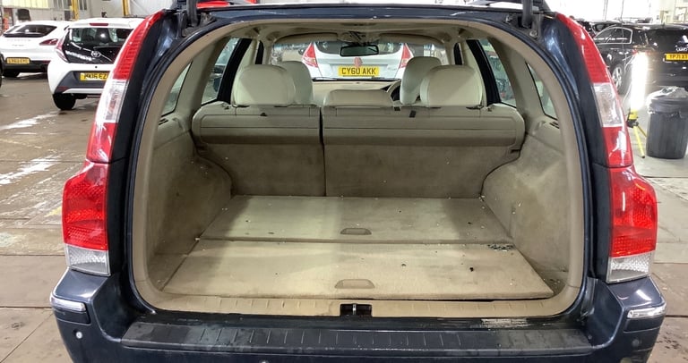 2004 Volvo V70 2.4 170 SE 5dr Auto ESTATE Petrol Automatic