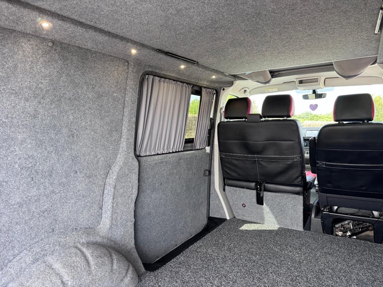 2018 VOLKSWAGEN TRANSPORTER T6 SPORTLINE 204BHP DSG. POP TOP. SOLAR.NO VAT