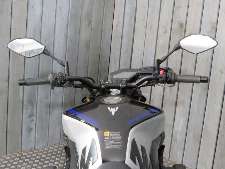 2020 70 YAMAHA MT-09 SP