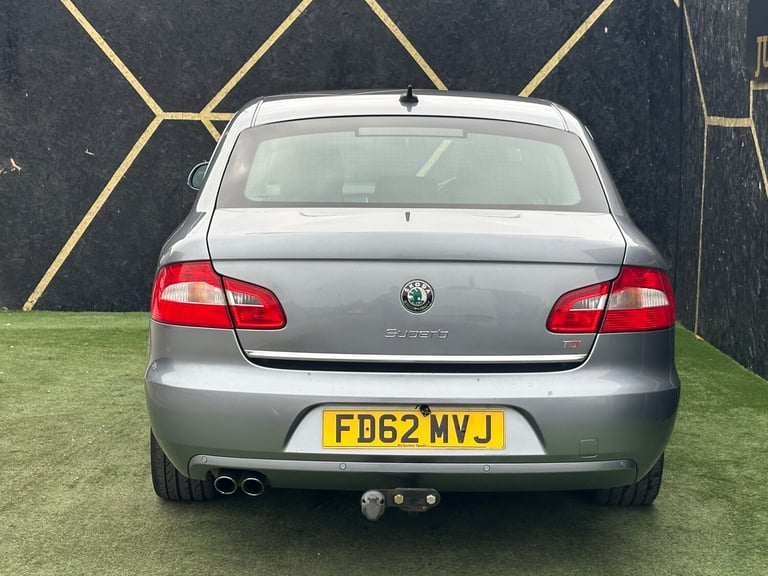 2012 Skoda Superb 2.0 TDI CR 170 Elegance 5dr DSG HATCHBACK Diesel Automatic