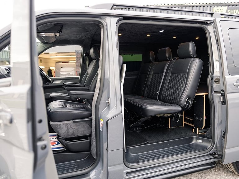 2021 Volkswagen Transporter TDI T32 Highline Combi Van Diesel Automatic