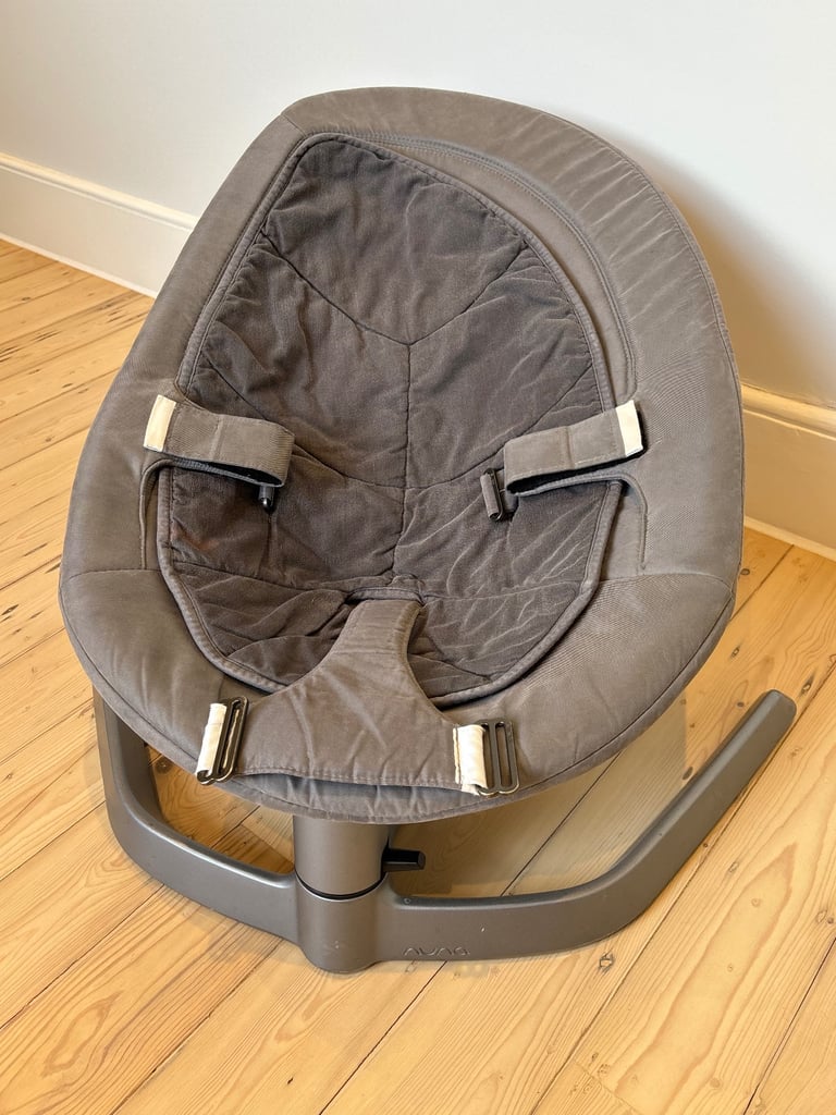 Nuna Leaf Baby Bouncer Grey Rocker Chair for Babies Newborn to 4 Years