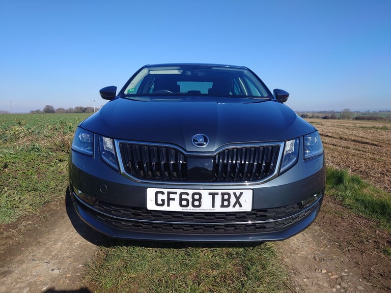 Skoda, OCTAVIA, Hatchback, 2018, Semi-Auto, 1498 (cc), 5 doors